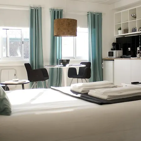 688 Apartment *